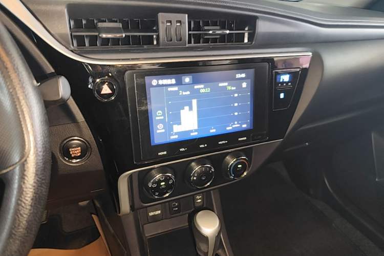 Used Toyota Levin 2017 Revised 185T CVT Elite Edition China V Standard Audio And AC Panel