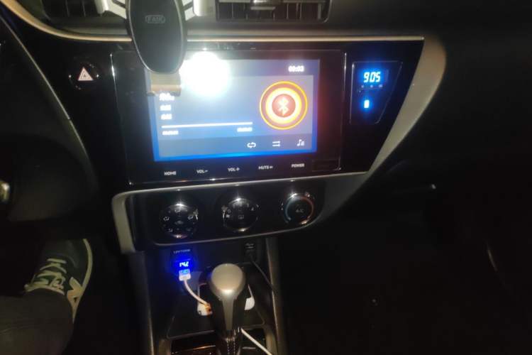 Used Toyota Levin 2017 Revised 185T CVT Elite Edition China V Standard Audio And AC Panel