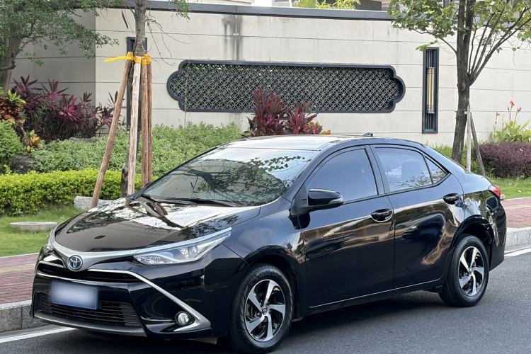 Used Toyota Levin 2017 Revised Dual-Engine 1.8H GS E-CVT Elite Sunroof Version China V Standard Guazi used car, China used car export, Used car for sale, Used Toyota cars, Cheapest cars for sale