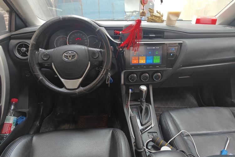 Used Toyota Levin 2017 Revised 185T CVT Elite Edition China V Standard Center Console
