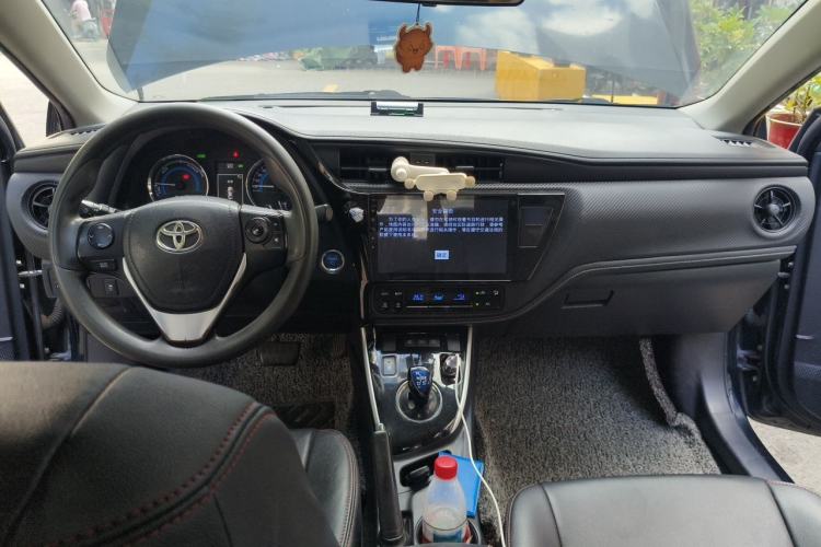 Used Toyota Levin 2017 Revised Dual-Engine 1.8H GS E-CVT Elite Sunroof Version China VI Standard Center Console