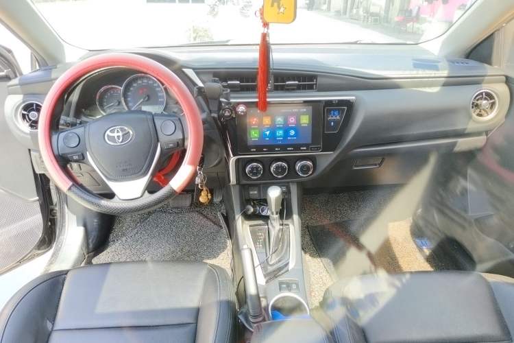 Used Toyota Levin 2017 Revised 185T CVT Elite Edition China V Standard Center Console