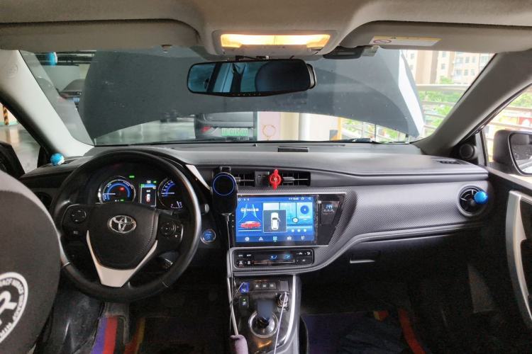 Used Toyota Levin 2017 Revised Dual-Engine 1.8H GS E-CVT Elite Sunroof Version China V Standard Center Console