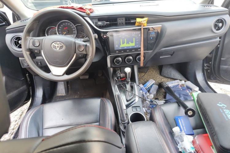 Used Toyota Levin 2017 Revised 185T CVT Elite Edition China V Standard Center Console