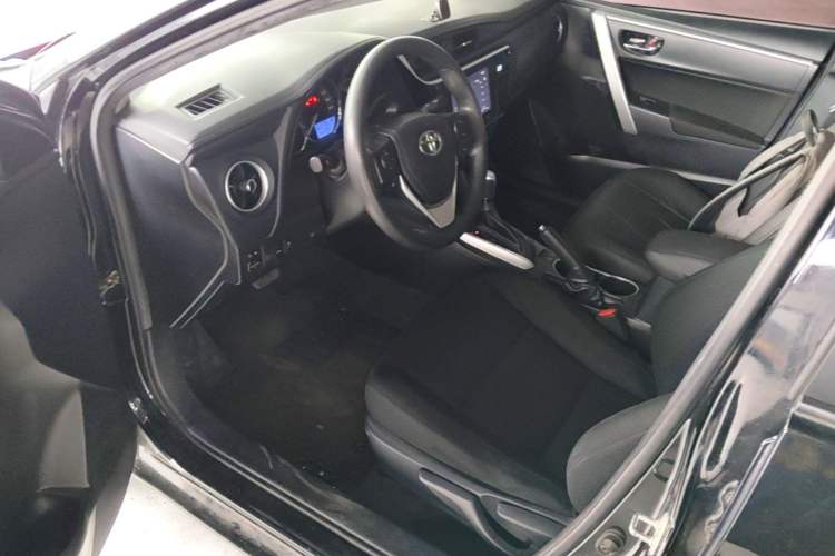Used Toyota Levin 2017 Revised 185T CVT Elite Edition China V Standard Driver Seat