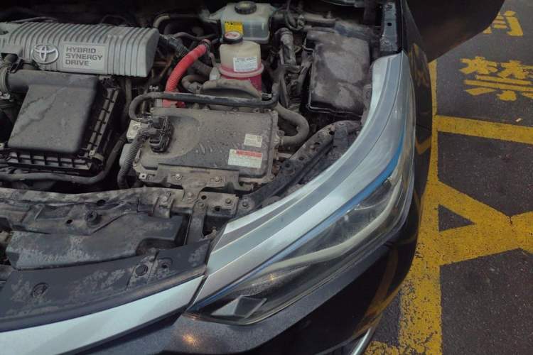 Used Toyota Levin 2017 Revised Dual-Engine 1.8H GS E-CVT Elite Sunroof Version China V Standard Engine Bay Left