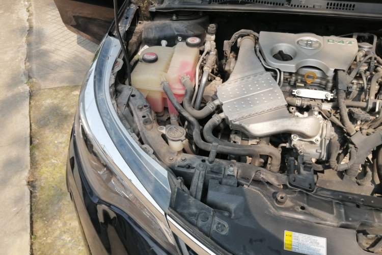 Used Toyota Levin 2017 Revised Version 185T CVT Elite Edition China VI Standard Engine Bay Right