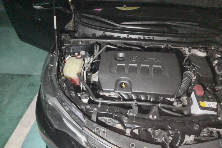 Used Toyota Levin 2017 1.8GS CVT Elite Edition Engine Bay Right