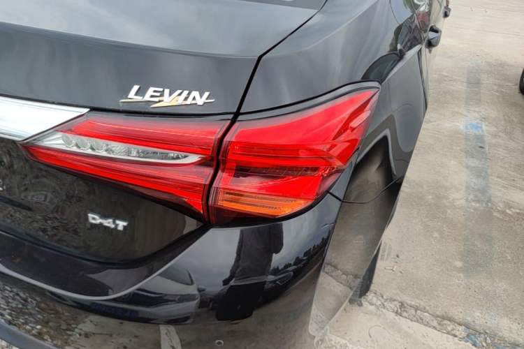 Used Toyota Levin 2017 Revised 185T CVT Elite Edition China V Standard Exterior 3