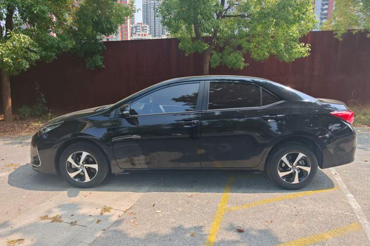 Used Toyota Levin 2017 Revised Version 185T CVT Elite Edition China VI Standard Exterior 5