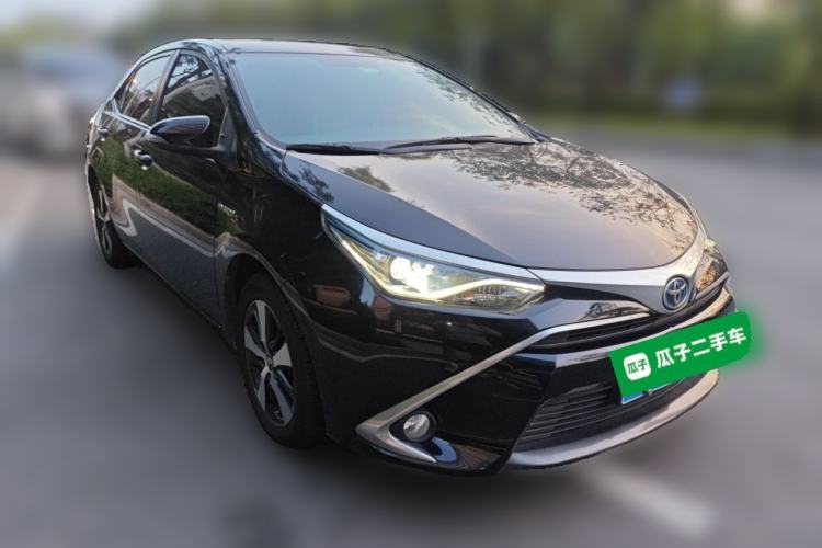 Used Toyota Levin 2017 Revised Dual-Engine 1.8H V E-CVT Luxury Edition China V Standard Front Right 45 Deg