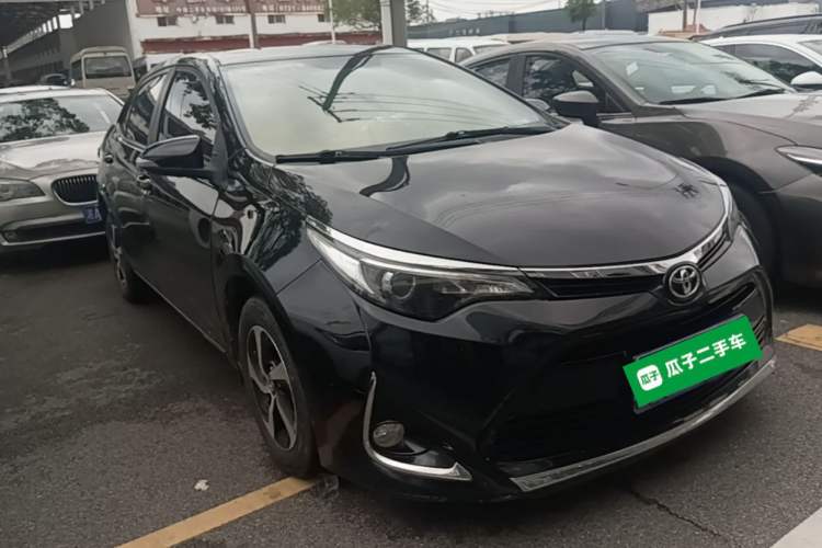 Used Toyota Levin 2017 Revised 185T CVT Elite Edition China V Standard Front Right 45 Deg