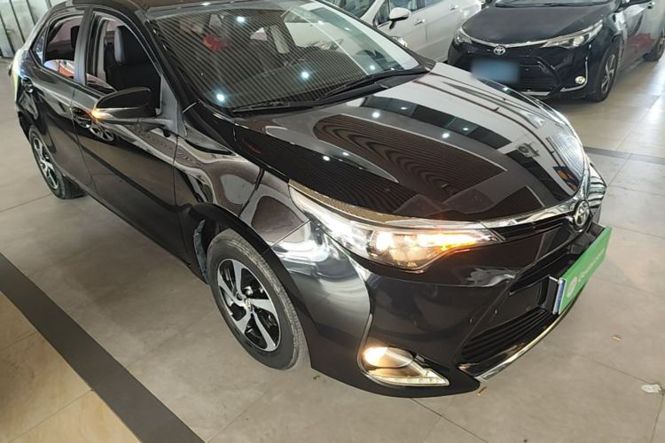 Used Toyota Levin 2017 Revised 185T CVT Elite Edition China V Standard Front Right 45 Deg
