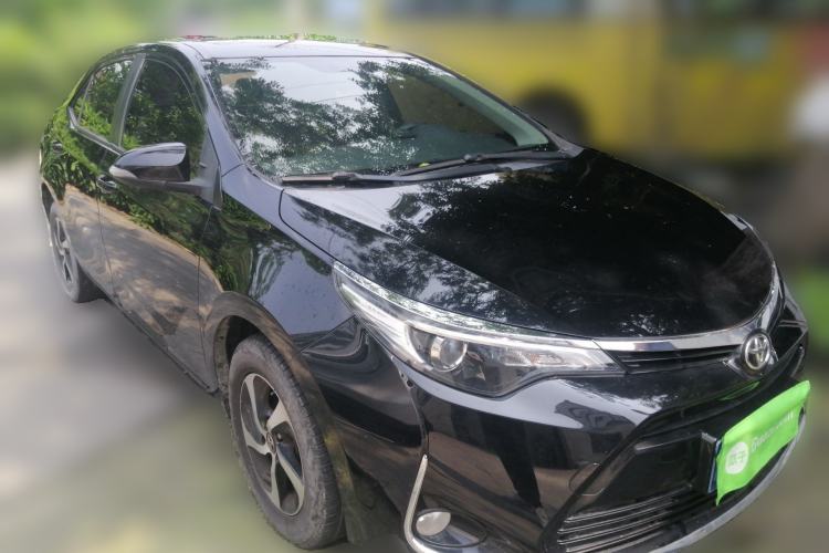 Used Toyota Levin 2017 Revised Version 185T CVT Elite Edition China VI Standard Front Right 45 Deg