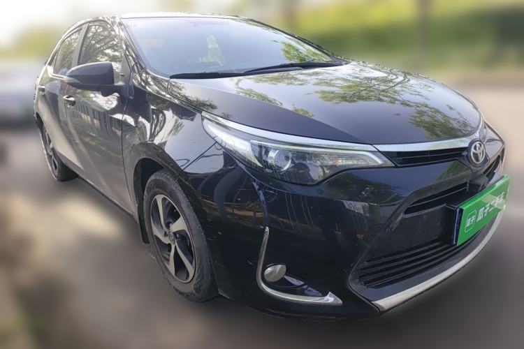 Used Toyota Levin 2017 Revised 185T CVT Elite Edition China V Standard Front Right 45 Deg