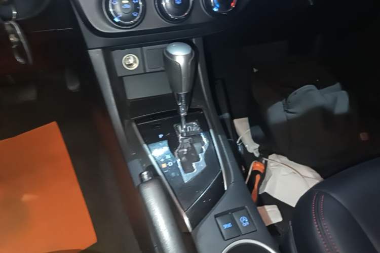 Used Toyota Levin 2017 1.2T G CVT Elite Edition Gear Lever