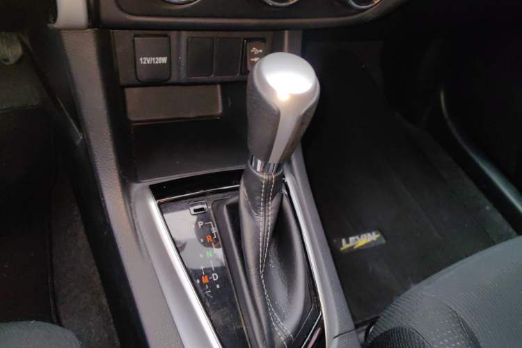 Used Toyota Levin 2017 Revised 185T CVT Elite Edition China V Standard Gear Lever