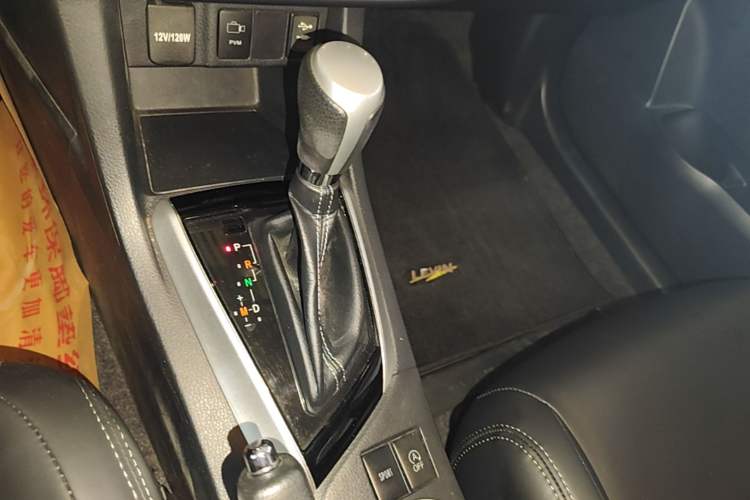 Used Toyota Levin 2017 Revised 185T CVT Elite Edition China V Standard Gear Lever