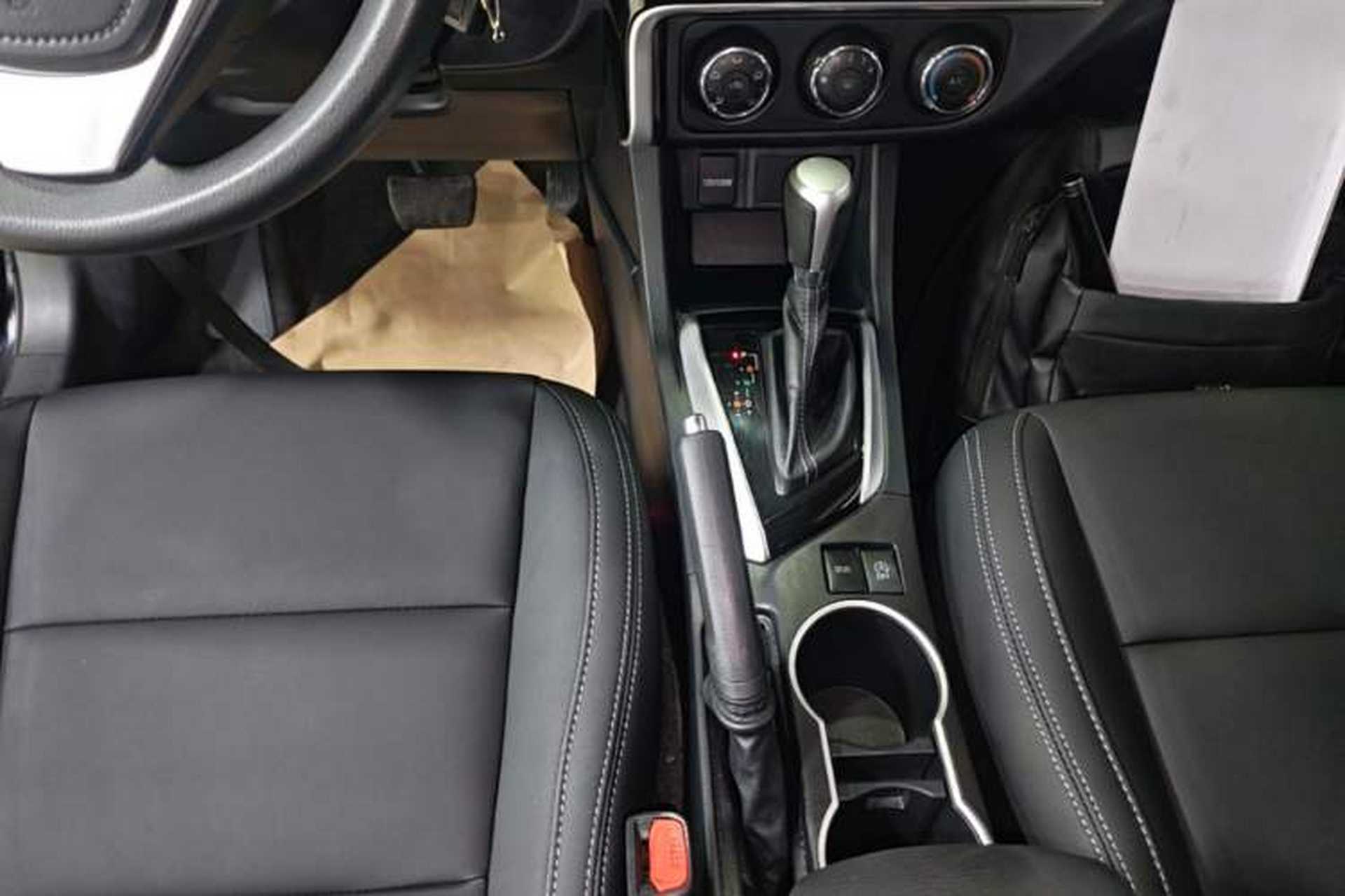 Used Toyota Levin 2017 Revised 185T CVT Elite Edition China V Standard Gear Lever