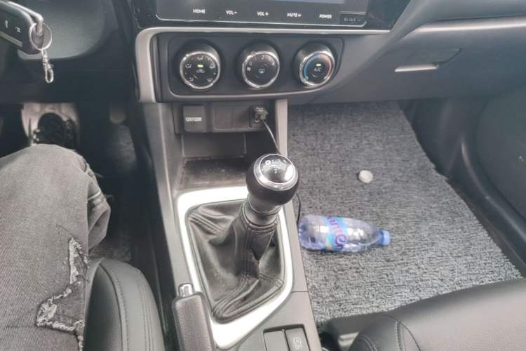 Used Toyota Levin 2017 Revised 185T Manual Elite Edition China V Standard Gear Lever