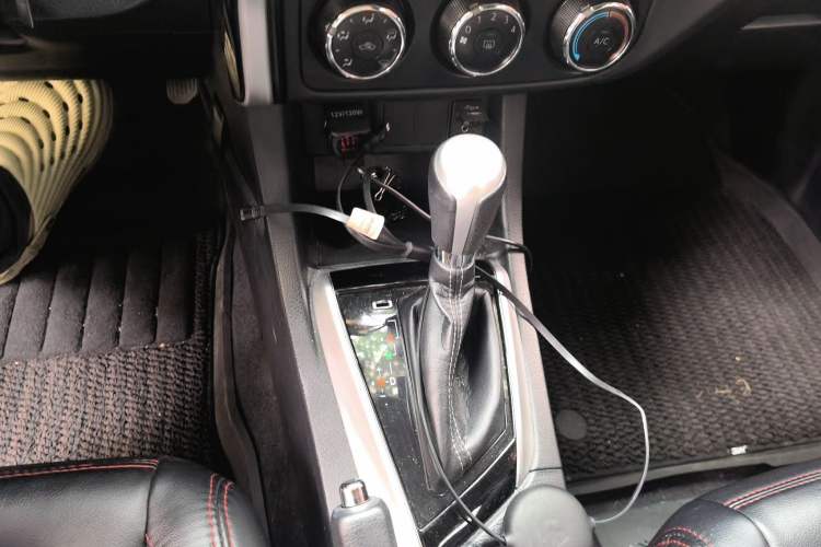 Used Toyota Levin 2017 Revised 185T CVT Elite Edition China V Standard Gear Lever