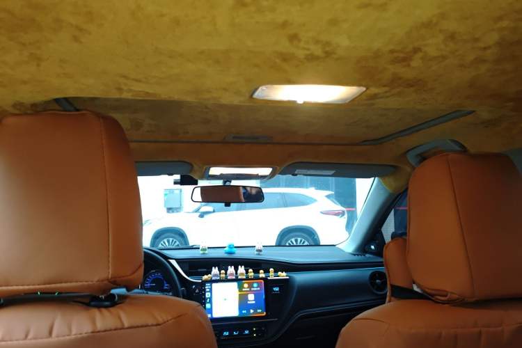 Used Toyota Levin 2017 Revised Dual-Engine 1.8H GS E-CVT Elite Sunroof Version China V Standard Headliner