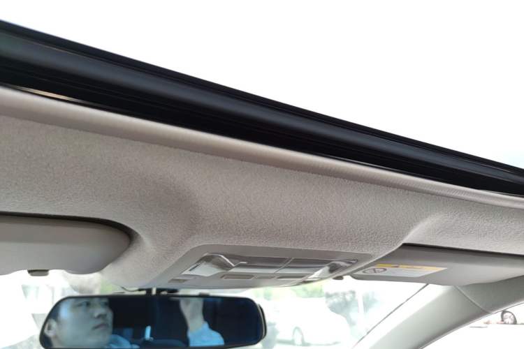 Used Toyota Levin 2017 Revised 185T CVT Elite Edition China V Standard Headliner