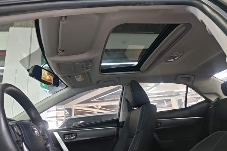 Used Toyota Levin 2017 Revised 185T CVT Elite Edition China V Standard Headliner