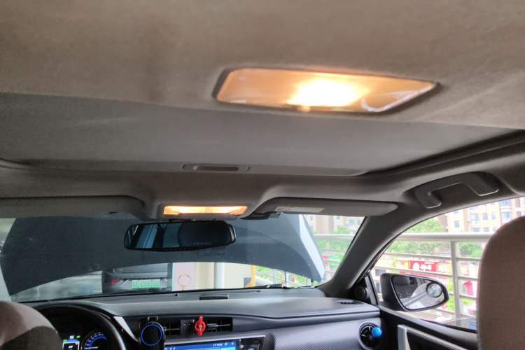 Used Toyota Levin 2017 Revised Dual-Engine 1.8H GS E-CVT Elite Sunroof Version China V Standard Headliner