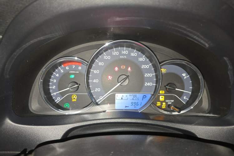 Used Toyota Levin 2017 Revised Version 185T CVT Elite Edition China VI Standard Instrument Cluster