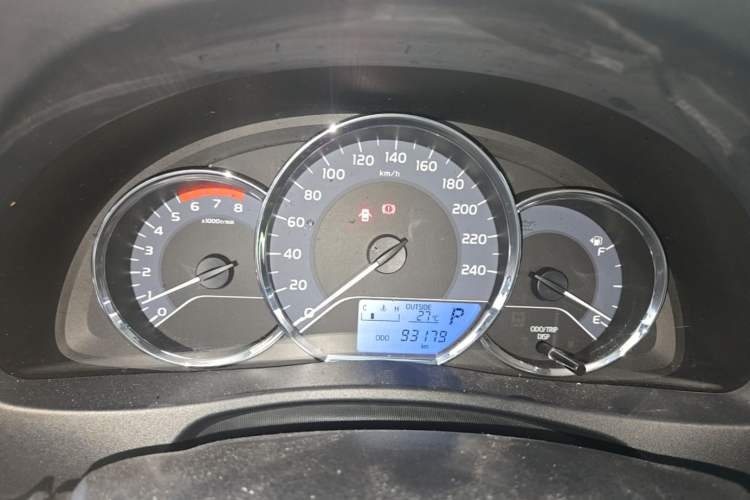 Used Toyota Levin 2017 Revised 185T CVT Elite Edition China V Standard Instrument Cluster