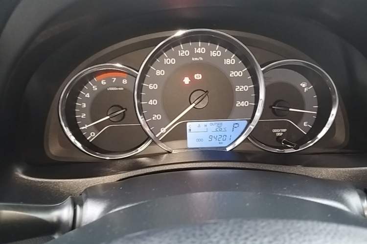 Used Toyota Levin 2017 Revised 185T CVT Elite Edition China V Standard Instrument Cluster
