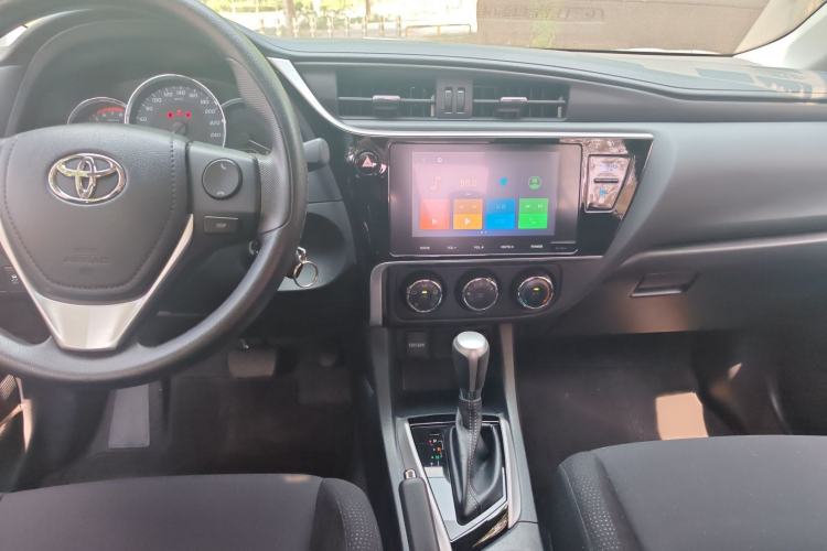 Used Toyota Levin 2017 Revised Version 185T CVT Elite Edition China VI Standard Interior 2