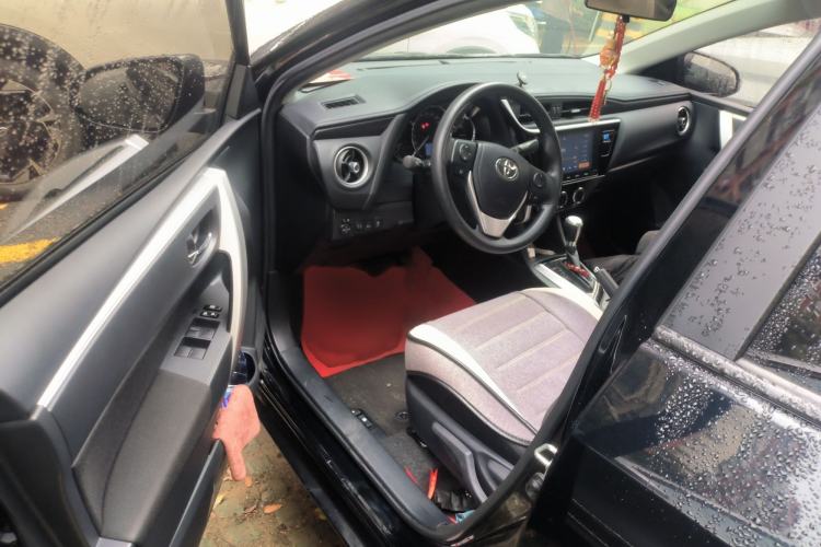 Used Toyota Levin 2017 Revised 185T CVT Elite Edition China V Standard Interior 3