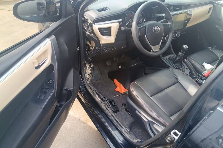 Used Toyota Levin 2017 1.2T E Manual New Edition Interior 3