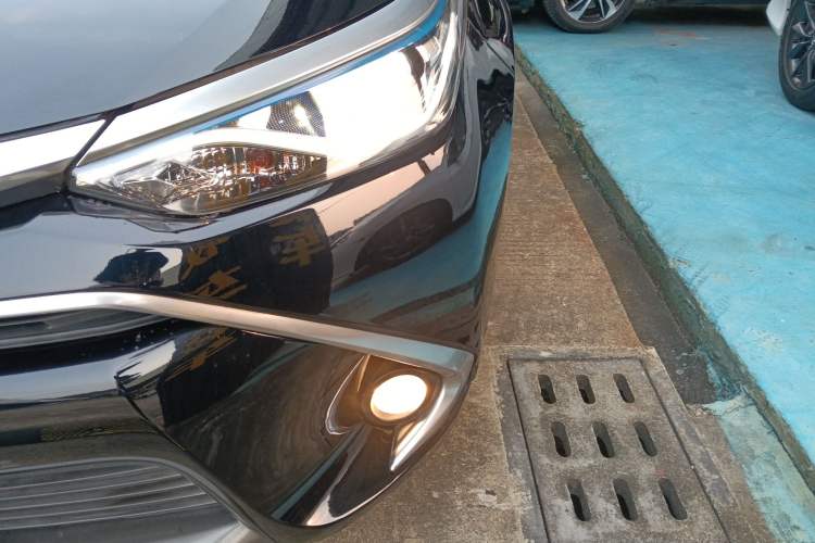 Used Toyota Levin 2017 Revised Dual-Engine 1.8H GS E-CVT Elite Sunroof Version China V Standard Left Front Headlight