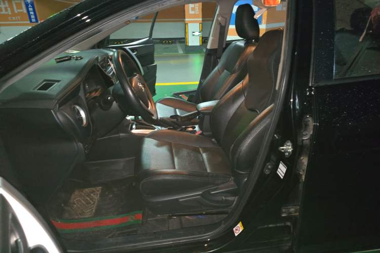 Used Toyota Levin 2017 Revised Version 185T CVT Elite Edition China VI Standard Left Front Seat