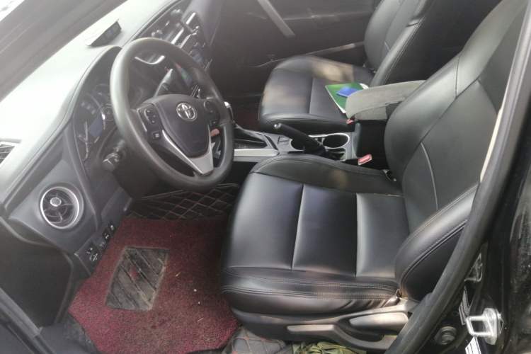 Used Toyota Levin 2017 Revised Version 185T CVT Elite Edition China VI Standard Left Front Seat