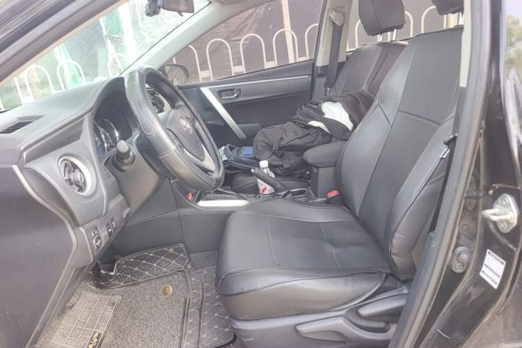 Used Toyota Levin 2017 Revised 185T CVT Elite Edition China V Standard Left Front Seat