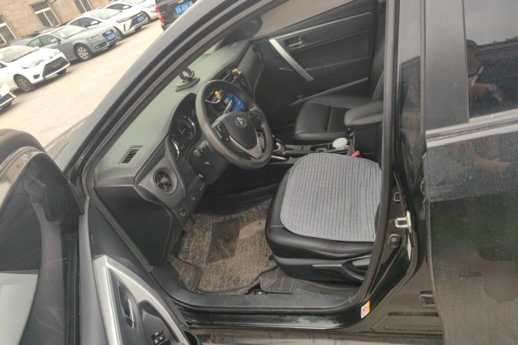 Used Toyota Levin 2017 Revised Dual-Engine 1.8H GS E-CVT Elite Sunroof Version China V Standard Left Front Seat