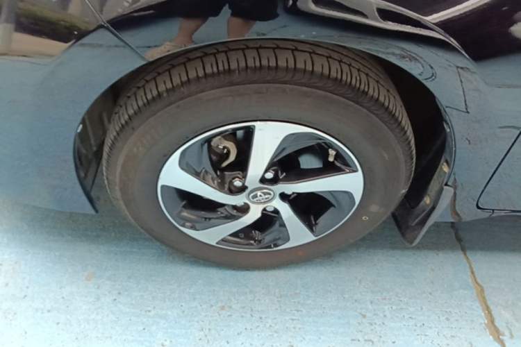 Used Toyota Levin 2017 Revised 185T CVT Elite Edition China V Standard Left Front Wheel Hub