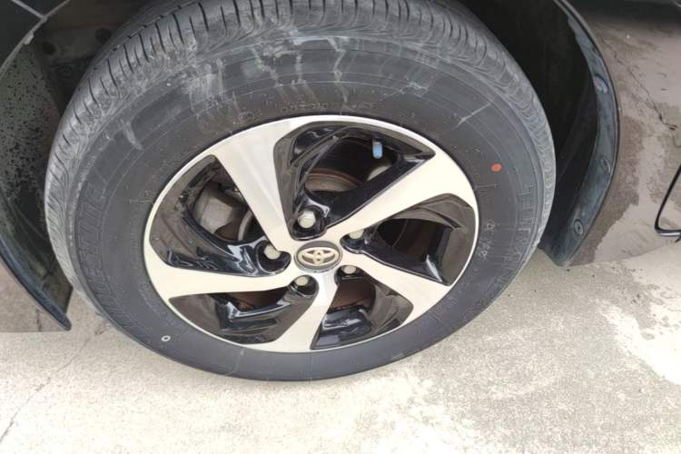 Used Toyota Levin 2017 Revised 185T CVT Elite Edition China V Standard Left Front Wheel Hub