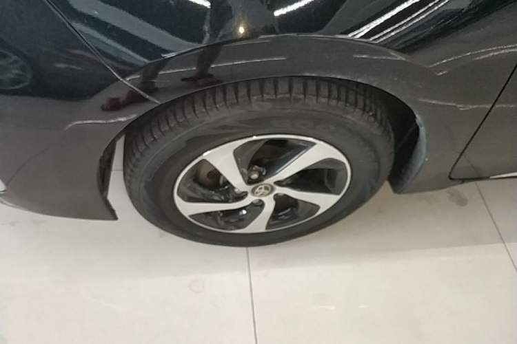 Used Toyota Levin 2017 Revised 185T CVT Elite Edition China V Standard Left Front Wheel Hub
