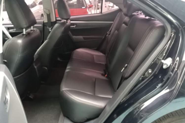 Used Toyota Levin 2017 Revised 185T CVT Elite Edition China V Standard Left Rear Seat