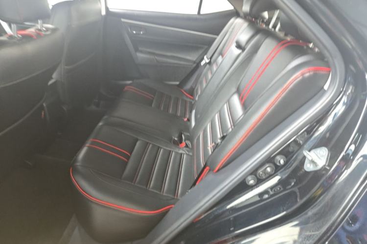 Used Toyota Levin 2017 Revised 185T CVT Elite Edition China V Standard Left Rear Seat