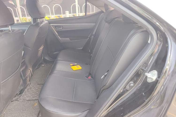 Used Toyota Levin 2017 Revised 185T CVT Elite Edition China V Standard Left Rear Seat
