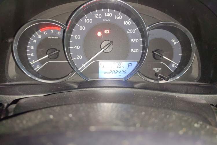 Used Toyota Levin 2017 Revised 185T CVT Elite Edition China V Standard Odometer Close Up