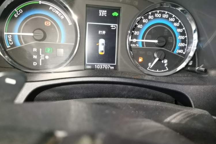Used Toyota Levin 2017 Revised Dual-Engine 1.8H GS E-CVT Elite Sunroof Version China V Standard Odometer Close Up