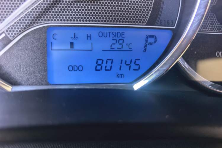 Used Toyota Levin 2017 1.2T E CVT New Sharp Edition Odometer Close Up