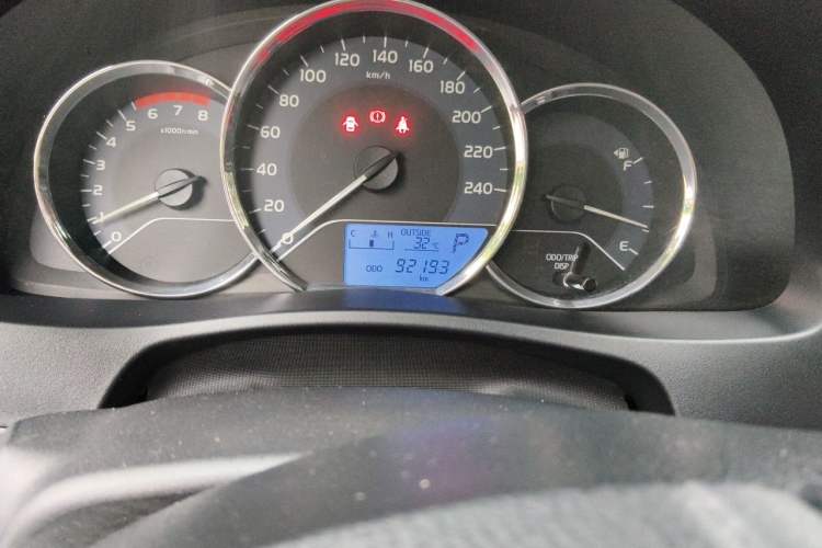 Used Toyota Levin 2017 Revised 185T CVT Elite Edition China V Standard Odometer Close Up